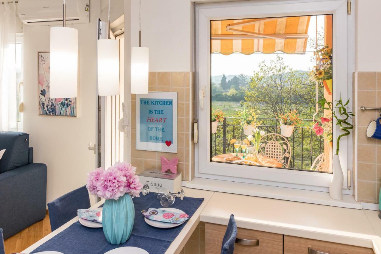 Apartment Pula Relax Luaran gambar